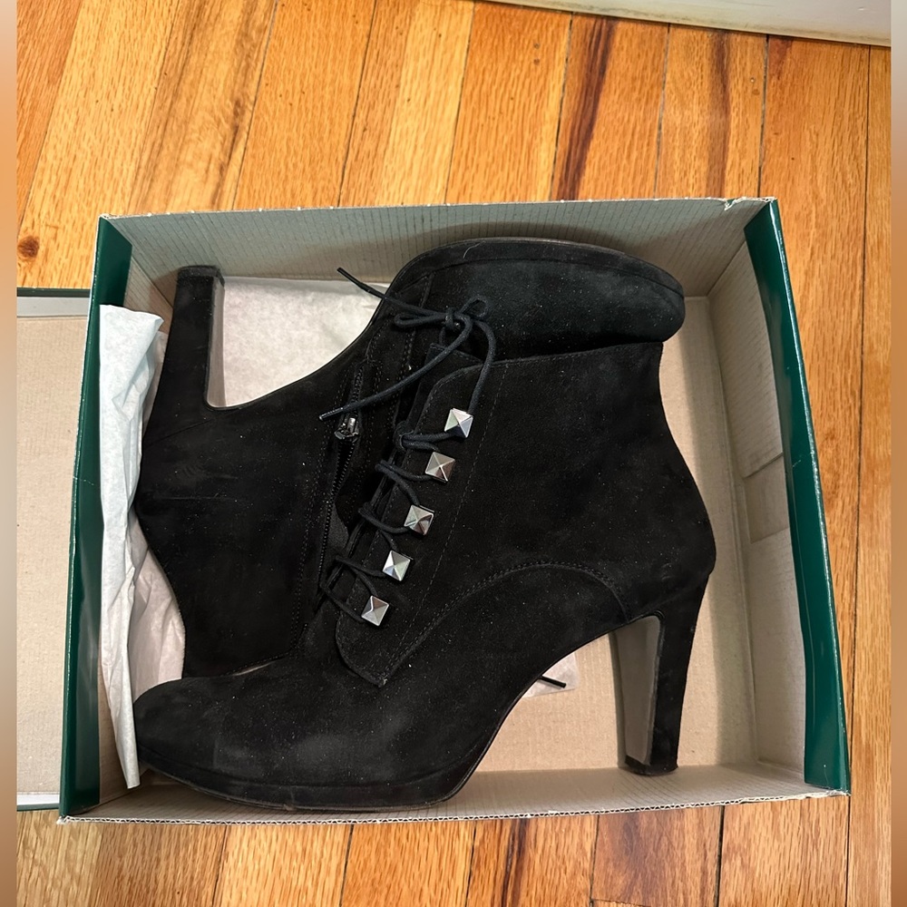 Paul Green suede Eliza bootie
